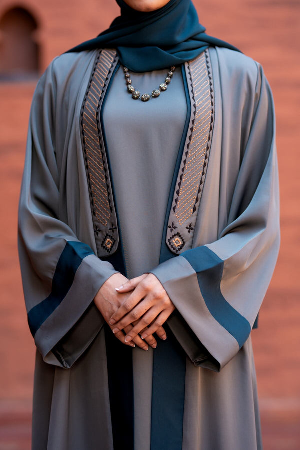 Teal Green Embellished Kimono