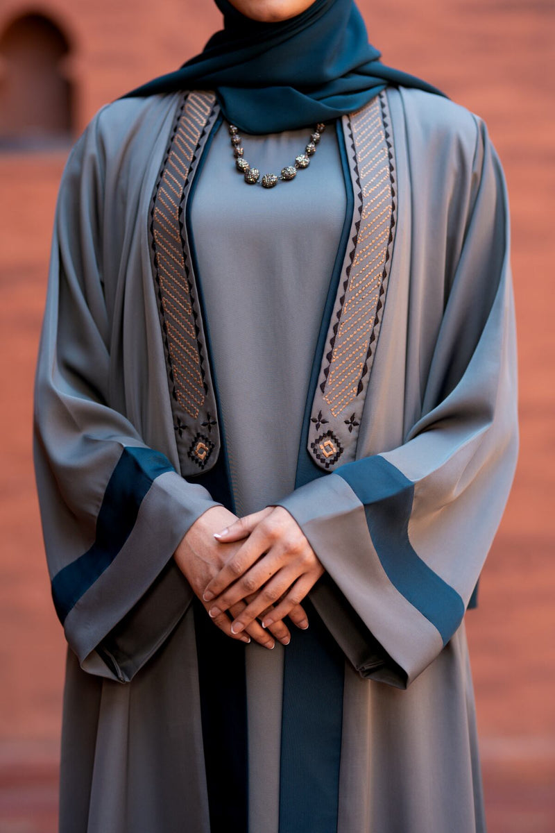 Teal Green Embellished Kimono